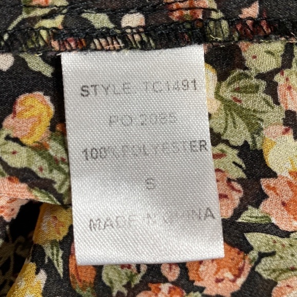 Gigio Floral Blouse - Picture 7 of 7